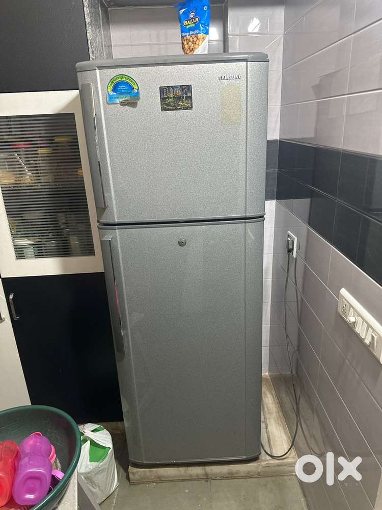 Fridge 215 ltr samsung