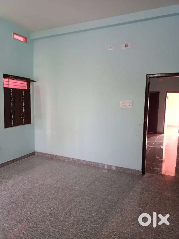 2 BHK flat fo family  Safe environment