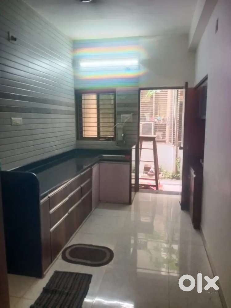 Duplex,bacheolars,family