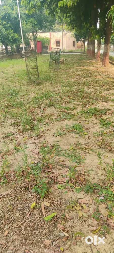 Plot in vedvyaspuri sector 1 pocket c