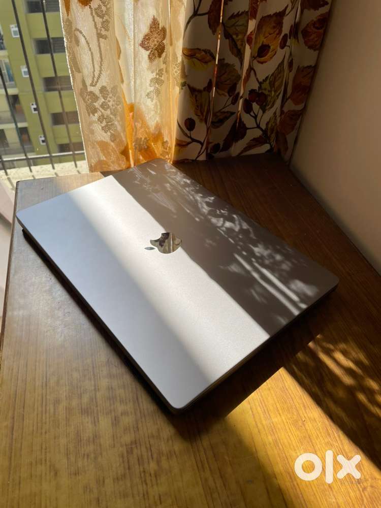 Macbook Pro M3 Pro 14inch Apple Care till 2027