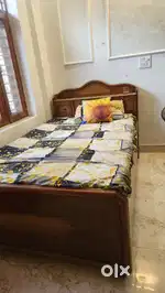 A single bed made up of good quality good urgent sell