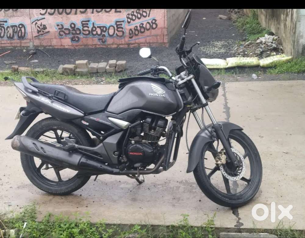 Unicorn 150cc excellent condition