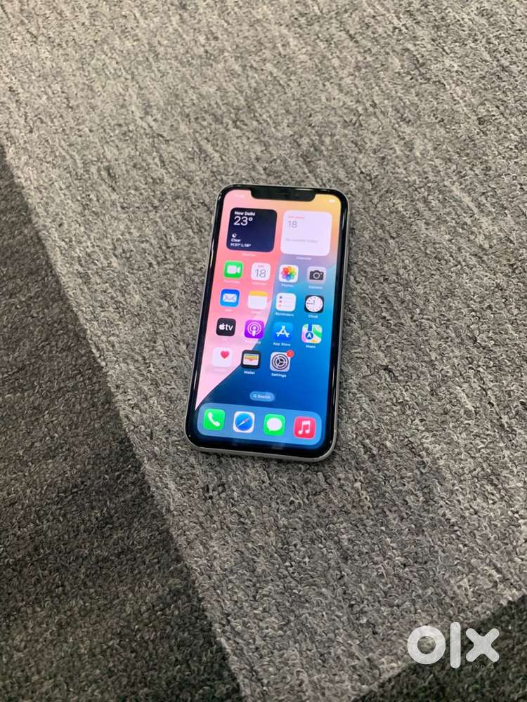 Apple iPhone se2 -4G model-128Gb-working good-used