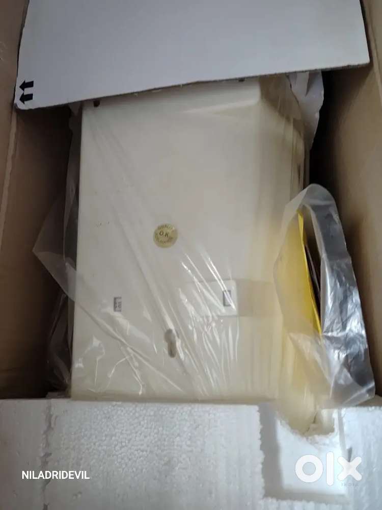 INSTANT WATER HEATER