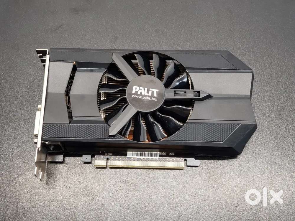 shows a Palit GeForce GTX 660 graphics card.