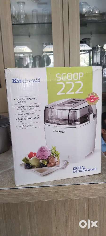 Ice cream maker