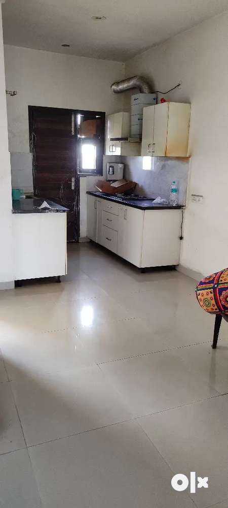 Society flat 2BHK, independent floor with roof rights, derabassi