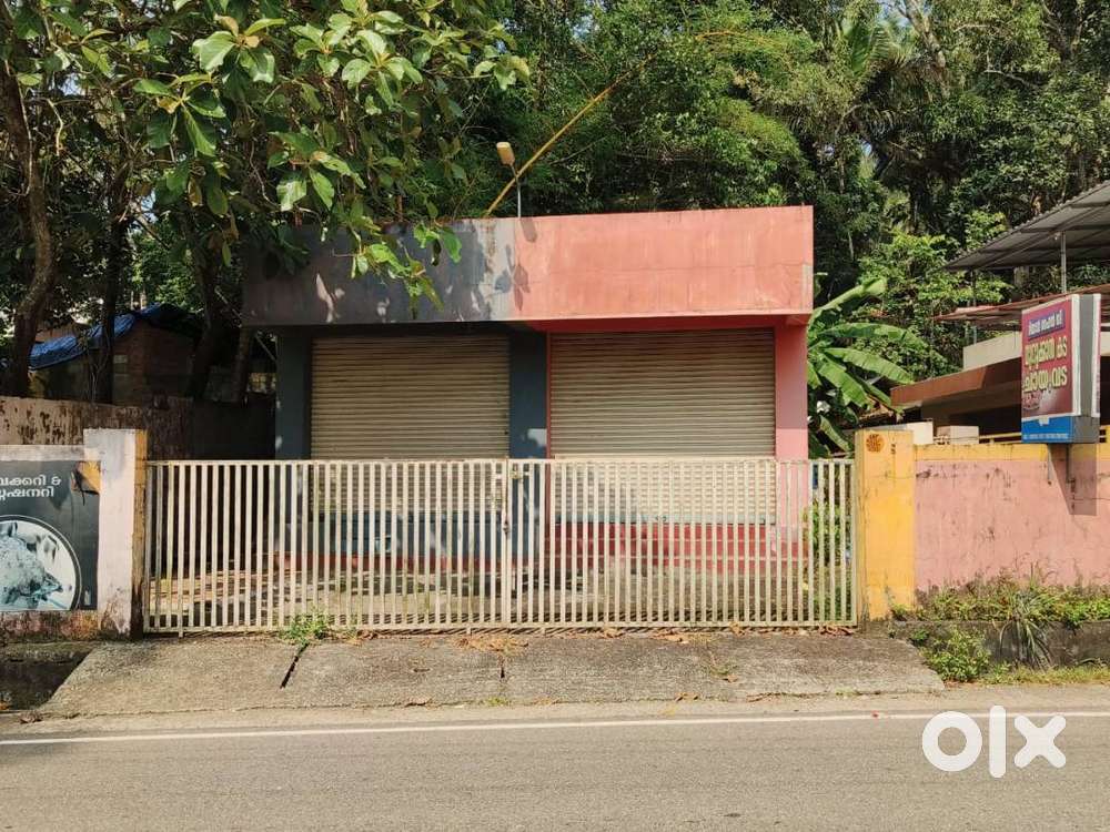 Two shops for rent near Abhayagramam, Manchadi, Thachottukavu