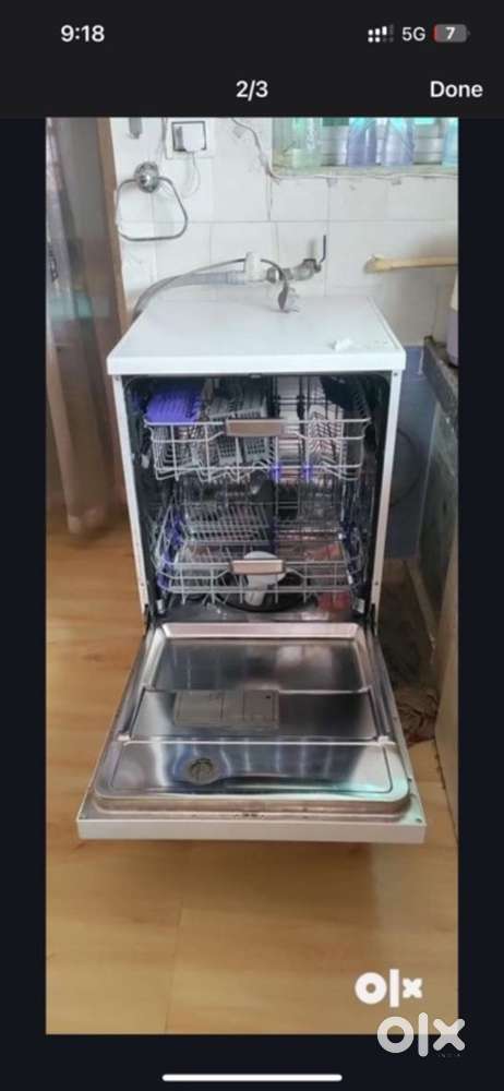 Dish washer