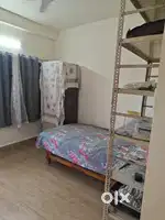 1 bedroom and Kitchen for Rent Male only