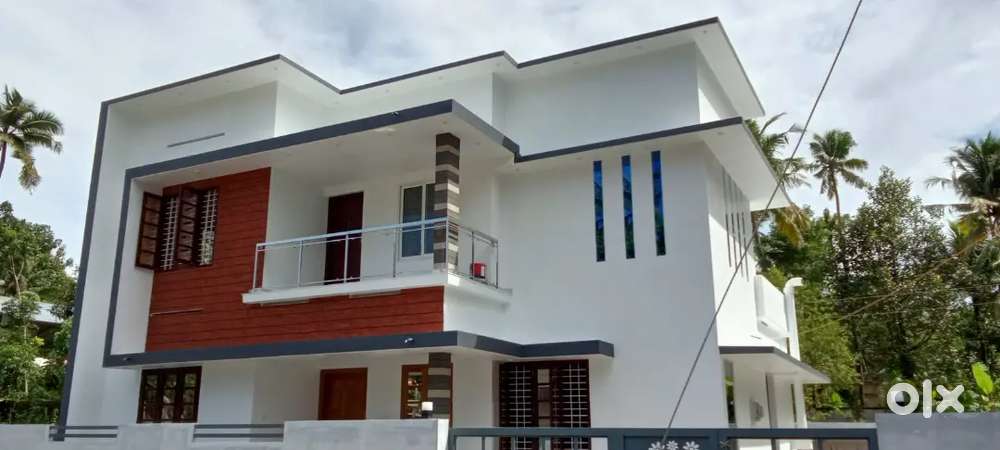 5 സെന്റിൽ 4Bhk പുതിയ വീട് പെരുംപുഴ ബസ് റൂട്ടിൽ നിന്ന് 200മീറ്റർ മാറി