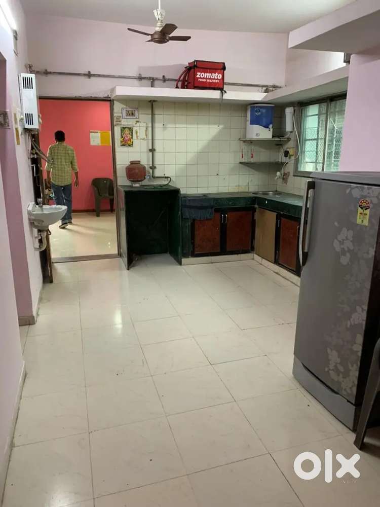 Fully furnished boys pg at ratri bajar,l&t circle