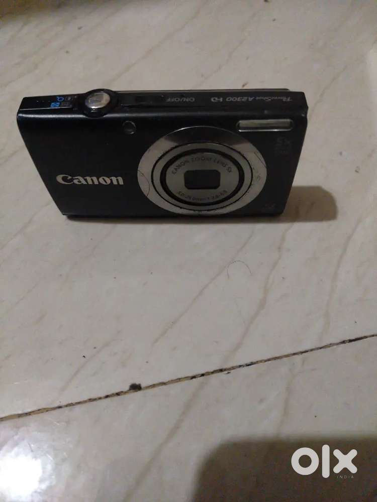 Canon powershot A2300 HD
