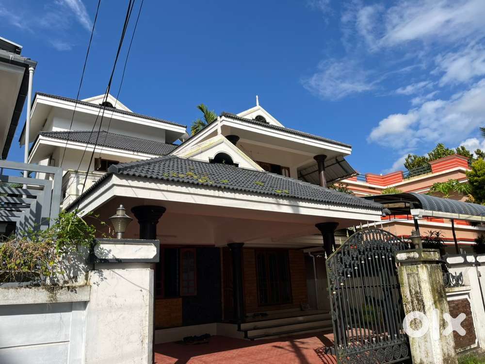 Mm. 4 bhk House kakkanad padamugal