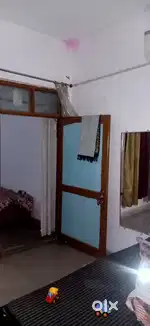 1 floor rent semi furnished
