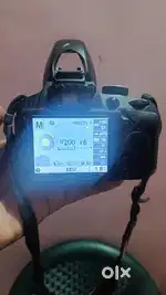 Nukon D 3200 camera