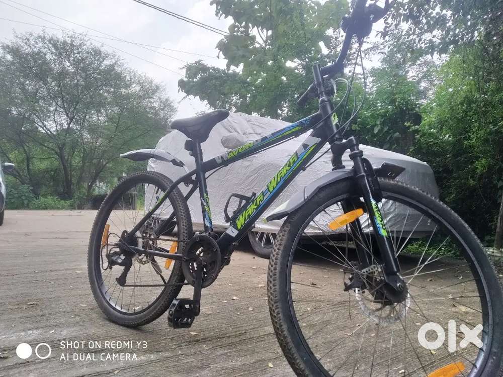 AVON waka-waka,  21 speed Gear cycle