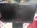 LG  monitor / display