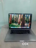 Macbook pro A2141  Touchbar  2019  Core i7  16GB  512GB  5.5GB
