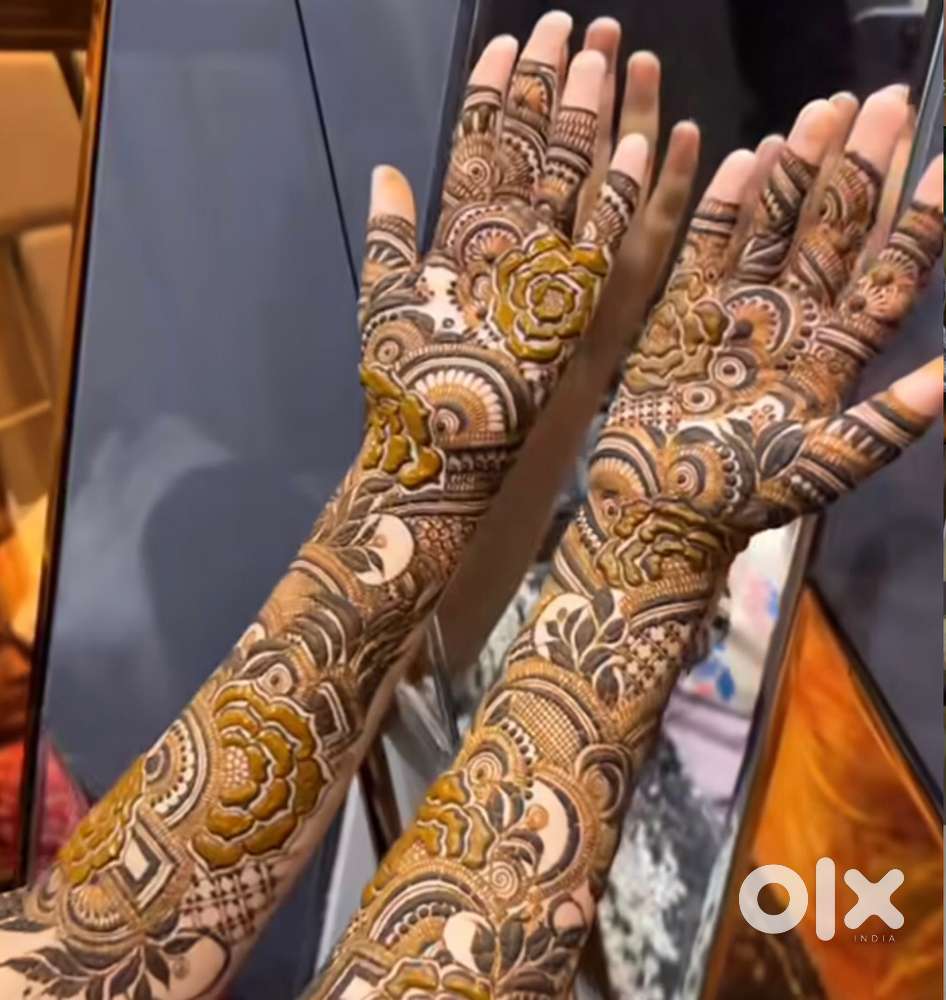 THE MEHENDI & MAKEOVER LOUNGE