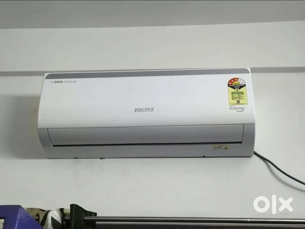 2 Split AC, 1 ton move out sale