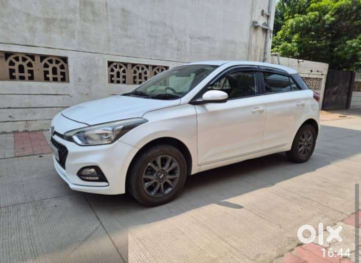 Hyundai i20 Petrol Spotz, 2020, Petrol