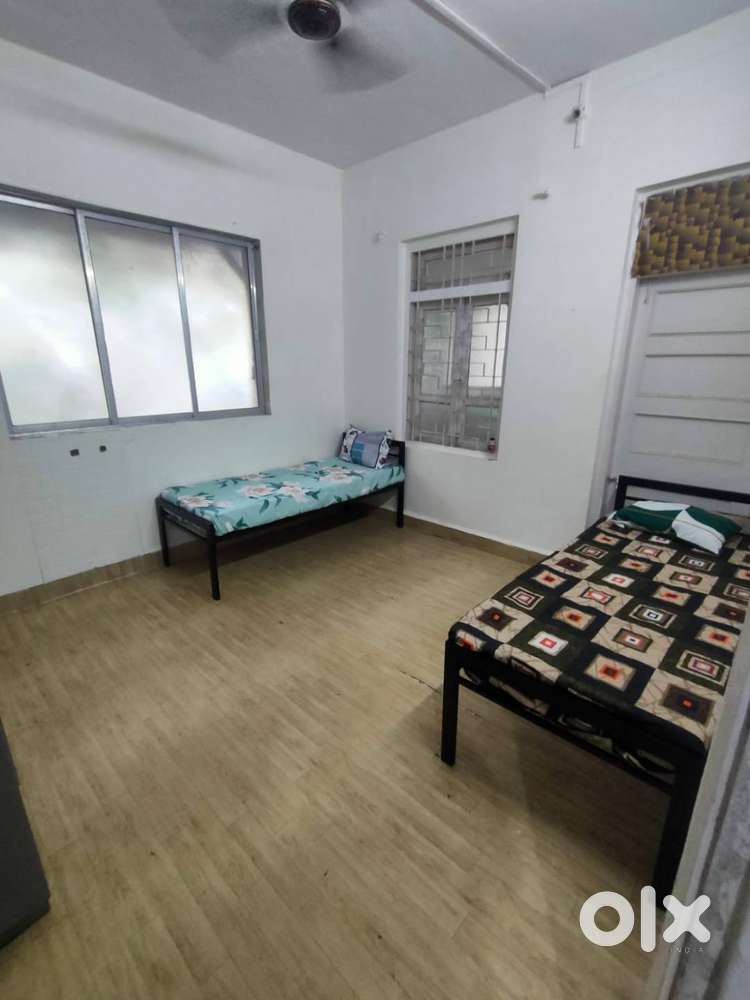 without brokerage an Airoli  near by railway station