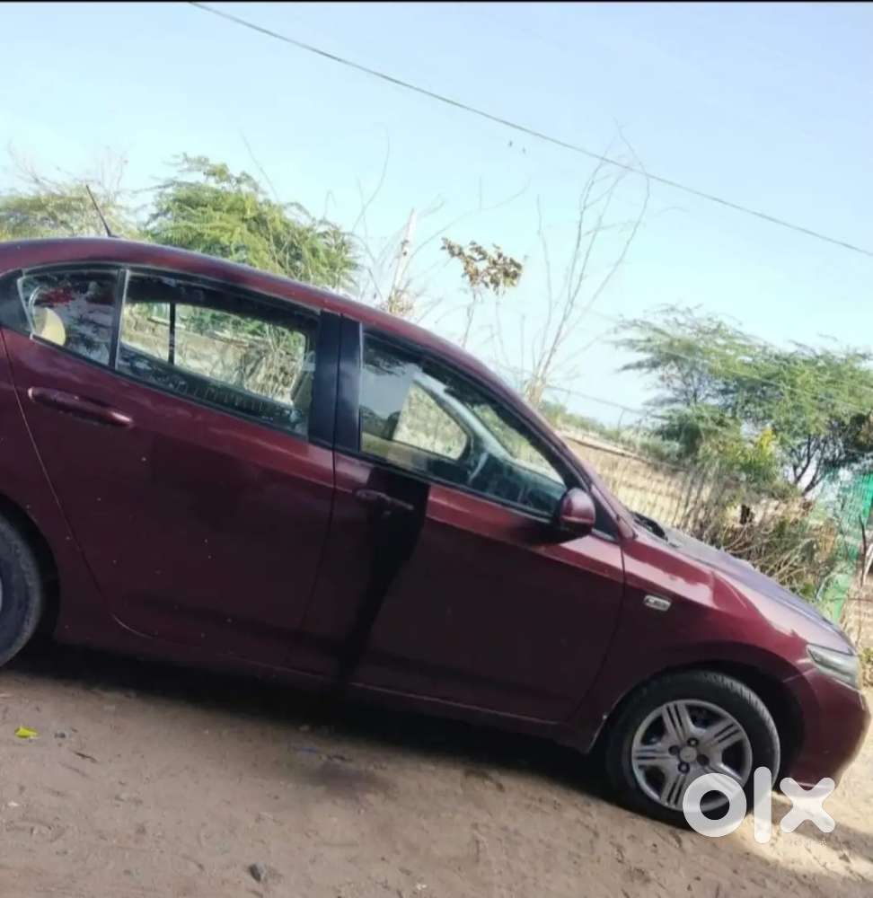 Honda City 1handed Dr. Car