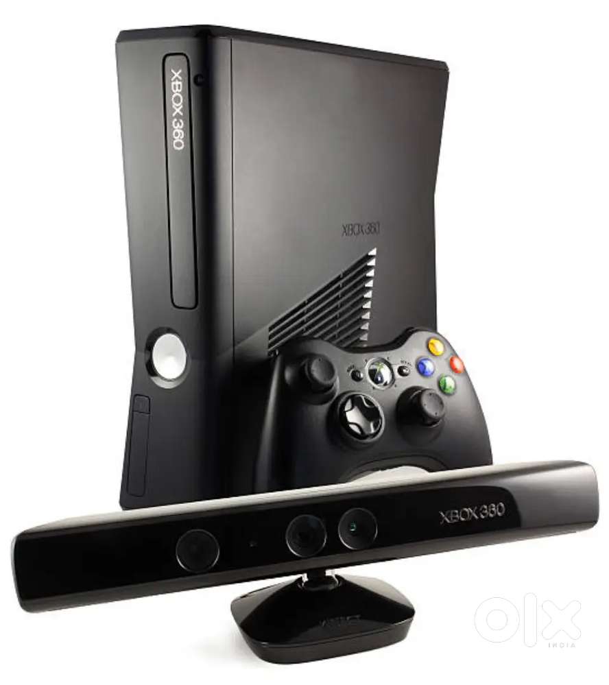 Xbox 360 Bundle – 2 Controllers + Kinect + 15 games – Ready to Play!