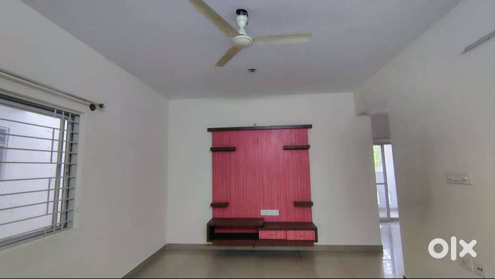 3BHK Semi-Furnished Flat for Lease in Sonnenahalli,