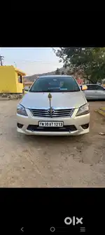 Toyota Innova 2013 Diesel Well Maintained company maintenance