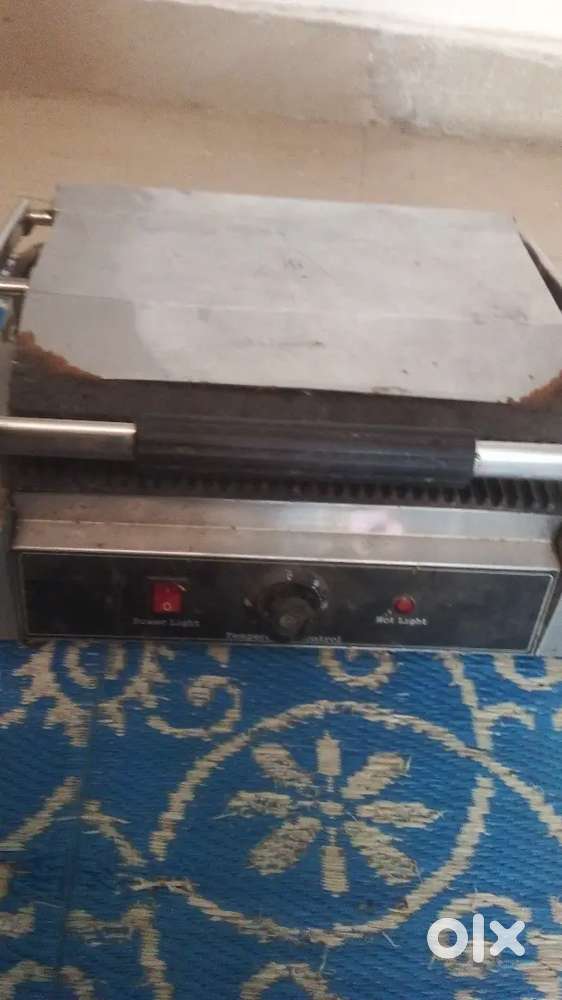 Sandwich making  machine