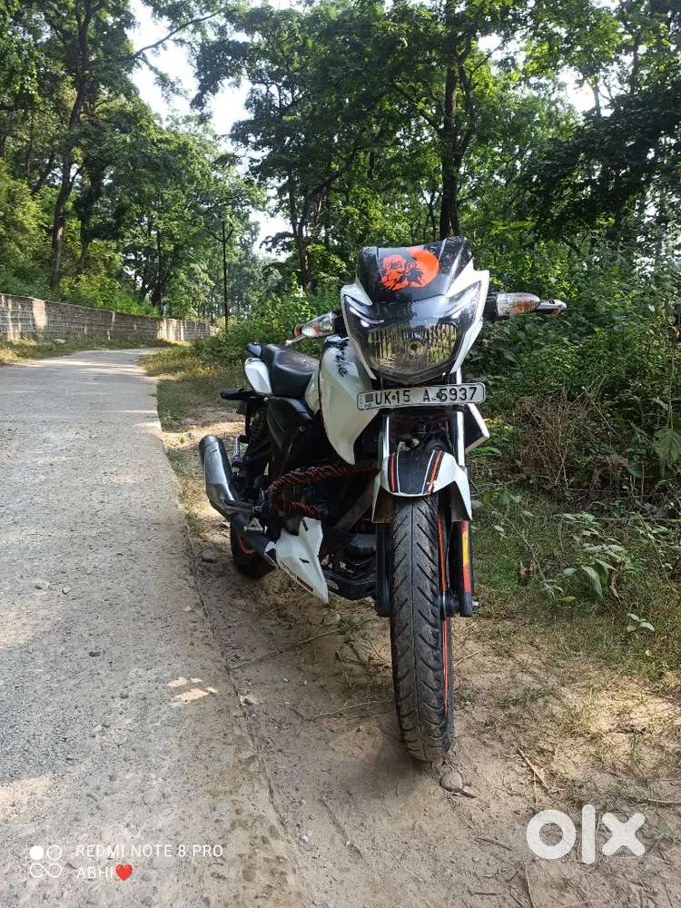Mint condition bike kuch kami nahi hai all good