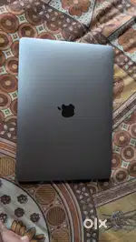 MacBook AIR M1