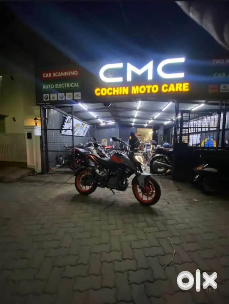 Technician required for 2wheelers
