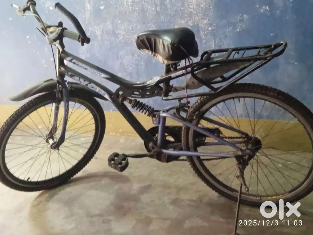 I am seiling bicycle 5 month use only price drop sale for you 3000