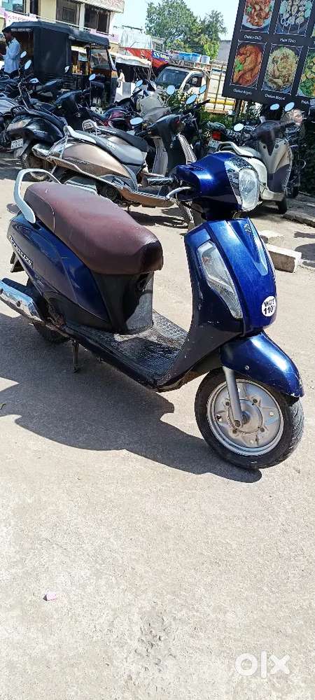 Suzuki access 125.. new condition 2016 ka december month