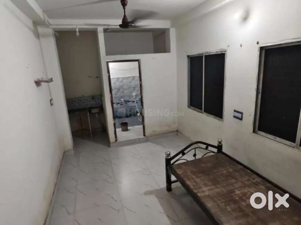 GARAT 1RK FLAT RENT IN NEAR DUMDUM METRO STATION