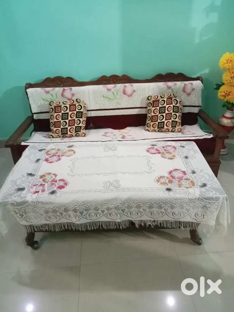 Sofa 5 seater neat and clean