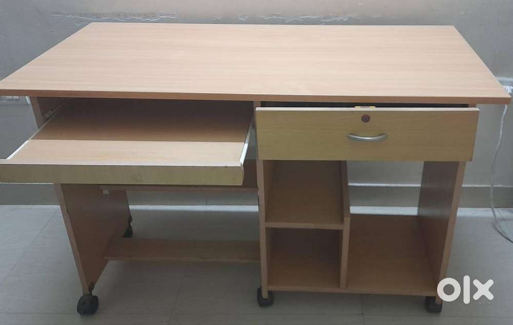 Bhutan Board 2'x4' Computer table with drawer for sale
