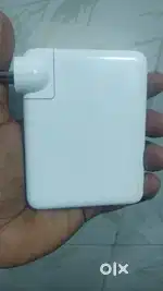 Apple 140w type c charger