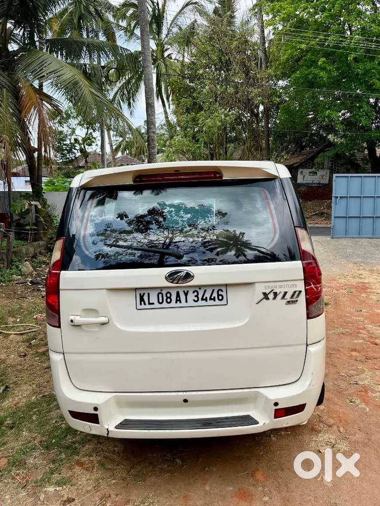 Mahindra Xylo 2012