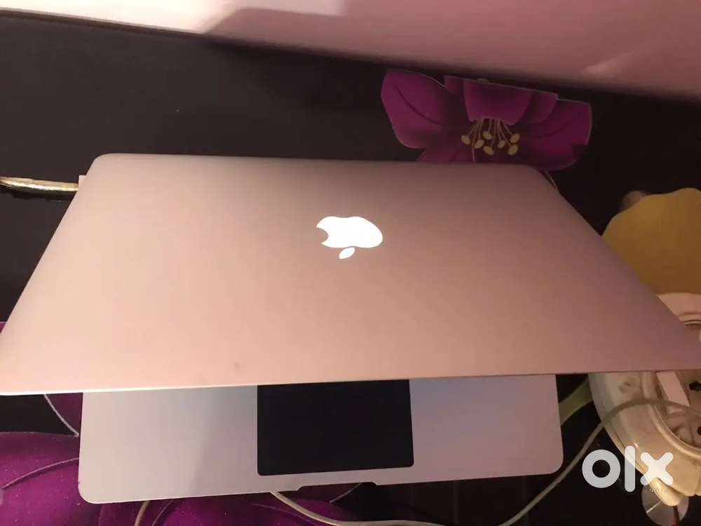 Hii iam selling my laptop.good condition