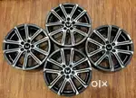 18inch oem xuv 700 diamond cut Lite used set of 4 alloys