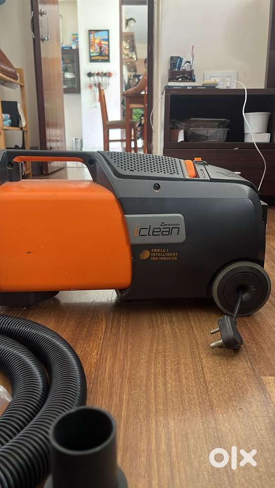 Very good condition eureka forbes vacuum cleaner