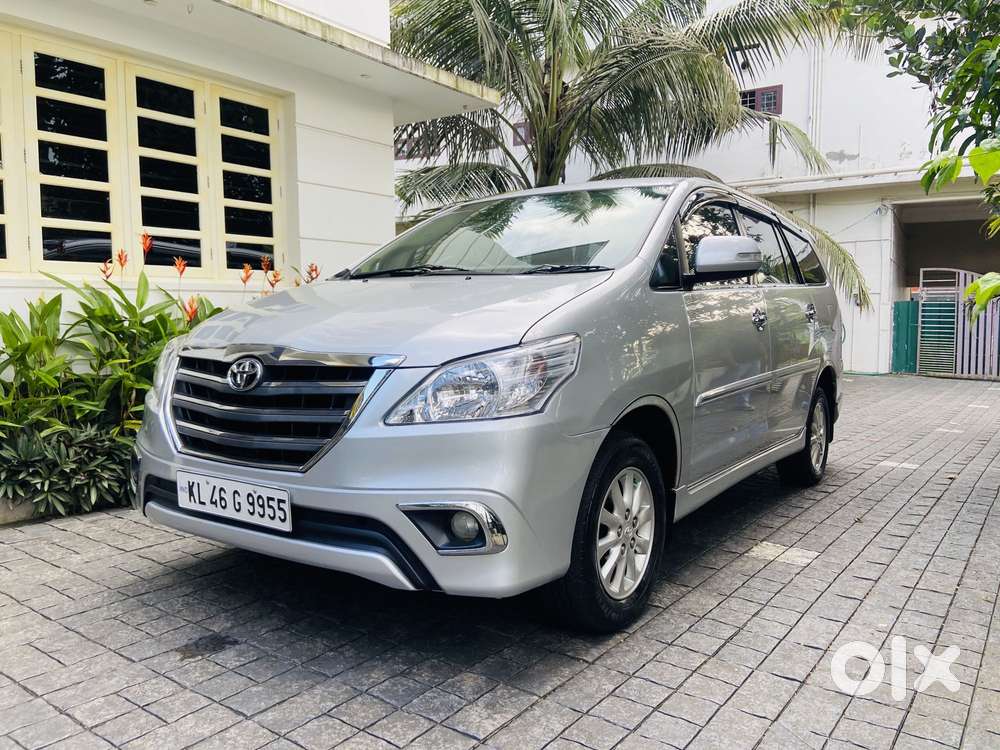 Toyota Innova 2.5 VX 8 STR BS-III, 2012, Diesel