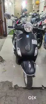 Piaggio Vespa 125