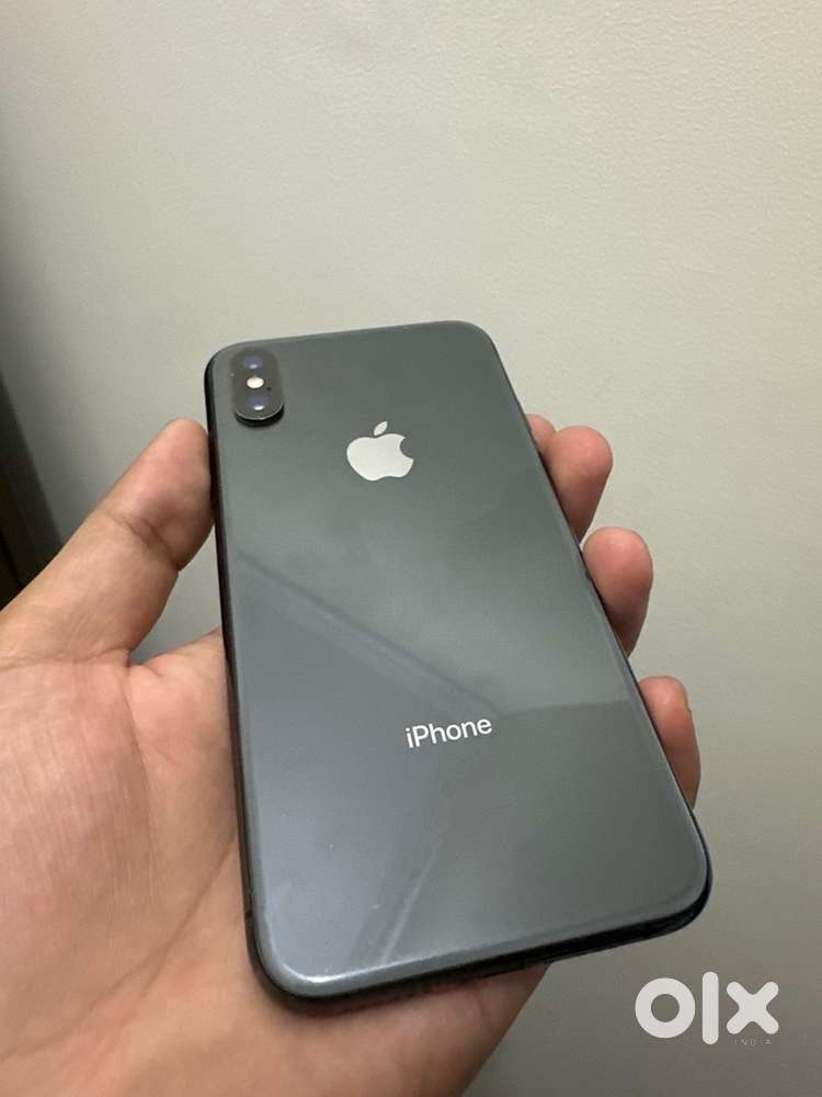 Iphone xs 64gb black colour