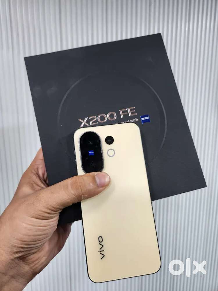 VIVO X200 FE 12GB 256GB 1 MONTH OLD